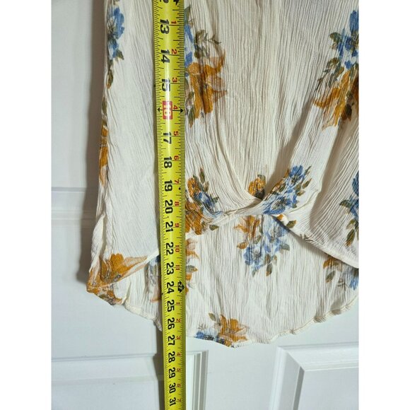 A.N.A Women's tank top size XS Cream/blue/yellow sleeveless summer/vacation top - Picture 4 of 5